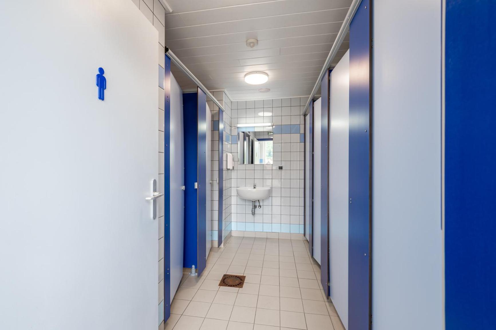 Camping Les Vosges Du Nord Oberbronn Zimmer foto