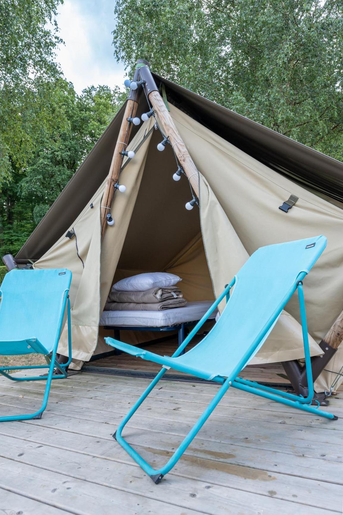 Camping Les Vosges Du Nord Oberbronn Zimmer foto